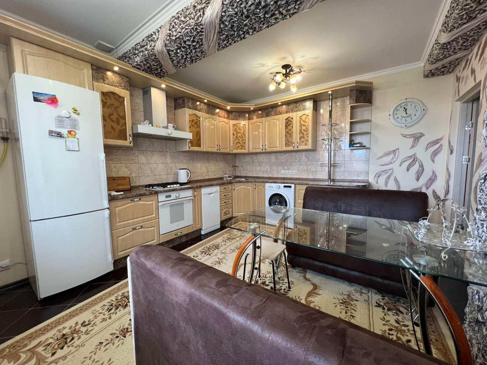 Gold Rose Apartament คีชีเนา ภายนอก รูปภาพ